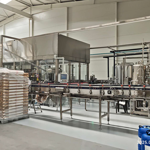 क्यों फ्लोमीटर फिलिंग मशीनों में पारंपरिक भरने वाली प्रौद्योगिकियों पर बढ़त होती है