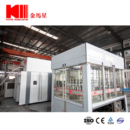 पालतू रस पेय के लिए कैपिंग मशीन भरना